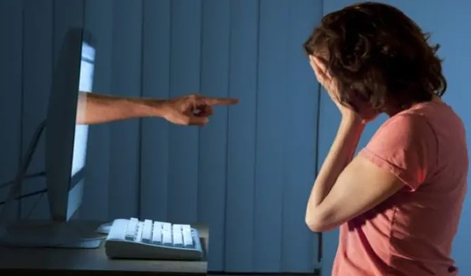 בריונות ברשת