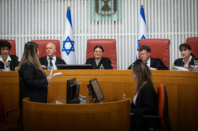 שופטי העליון בדיון בבג"ץ , צילום: אורן בן חקון